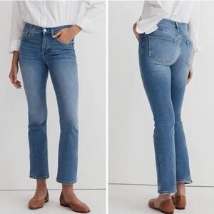 Madewell Curvy Kick Out in Mather Wash